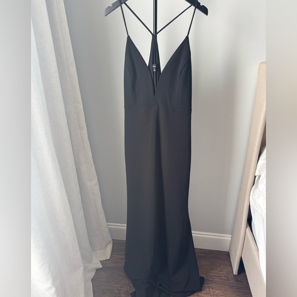 Lulu's Black Backless Maxi Dress